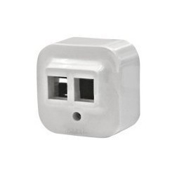 LEGRAND Адаптер для 1 или 2 розеток RJ45 Keystone ( для установки использовать коннекторы RJ45 Keystone 632703 и 632705 ) белый, Quteo